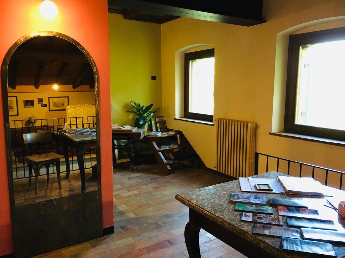 B&B Ai Tre Confini Монцамбано Экстерьер фото